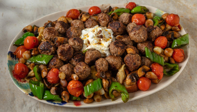 Köfte Kebabı - Köfte Kebabı Nasıl Yapılır? Arda'nın Ramazan Mutfağı