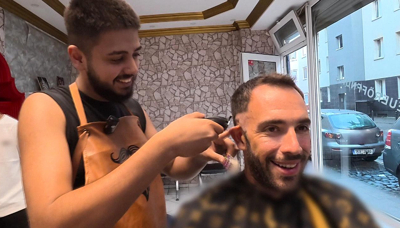 Almanya'da bir Türk kuaför