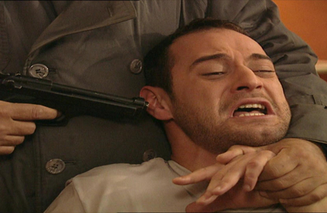 Evdeki Yabancı 10. Bölüm