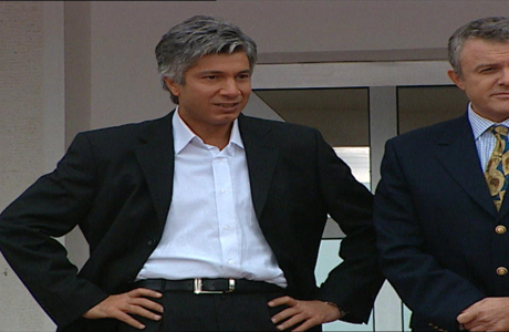 Hırçın Menekşe 5. Bölüm