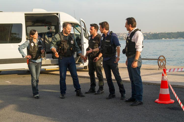 Zirvenin adı yine değişmedi!