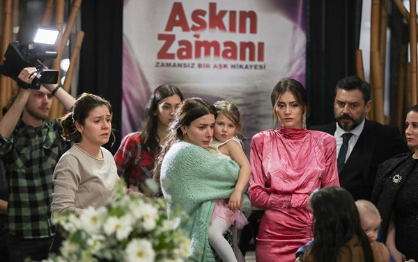 Hizmetçiler 1. Bölüm Özeti