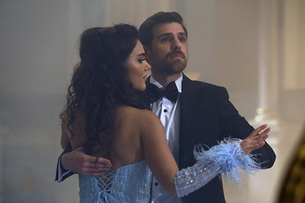 Üç Kız Kardeş 32. Bölüm Özeti