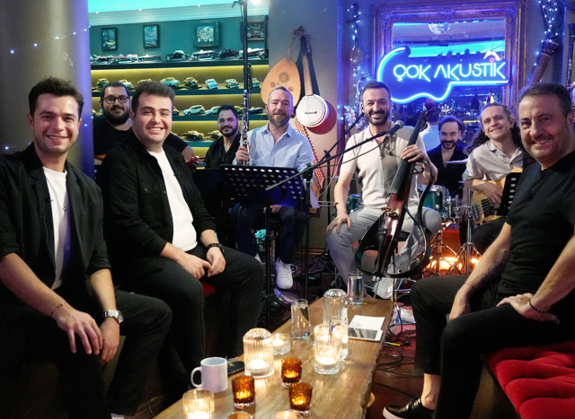 Çok Akustik 11. Fotoğrafları - Atakan Çelik ve Safa Sarı