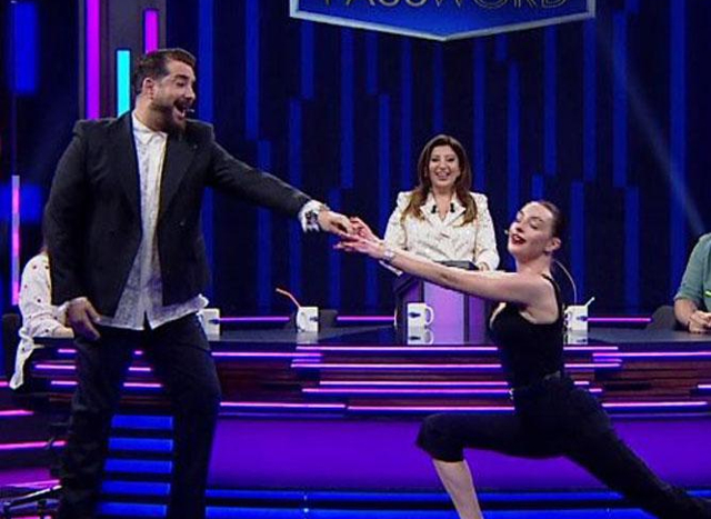 Melis Sezen'den dans şov!
