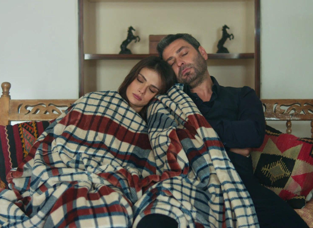 "Uzak Şehir"de gözyaşları sel olup aktı!