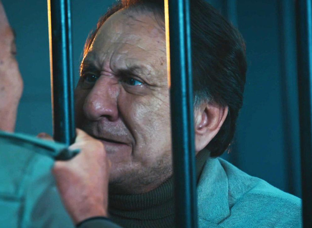 Hüsnü, Ezra'nın oyununu çözdü!