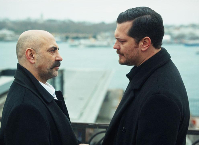 Ölü Yaşar ve Eşref'in satrancı!