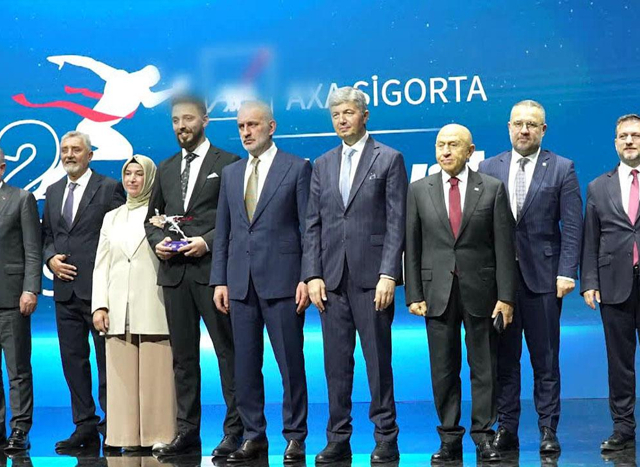 Türk sporunun Oscar gecesinde ünlüler geçidi!