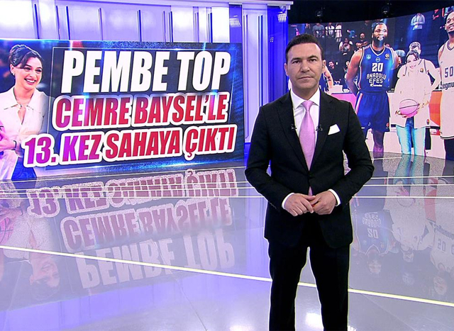 Pembe top Cemre Baysel'le 13. kez sahaya çıktı!