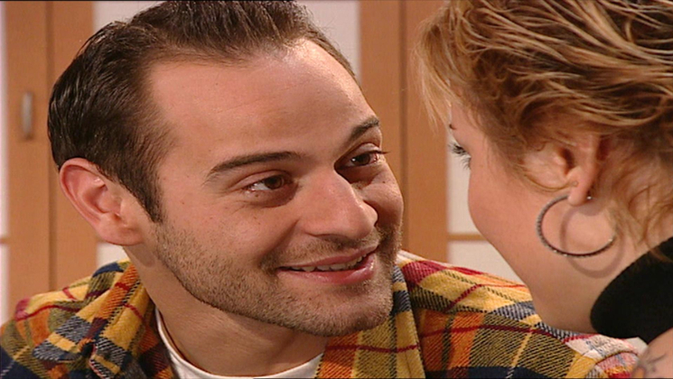 Evdeki Yabancı 17. Bölüm