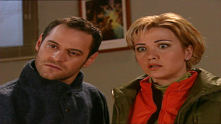 Evdeki Yabancı 26. Bölüm