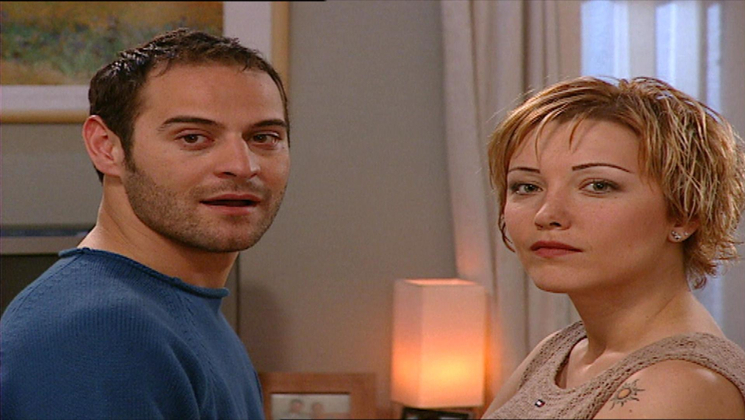 Evdeki Yabancı 31. Bölüm