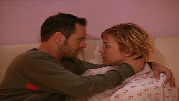 Evdeki Yabancı 32. Bölüm