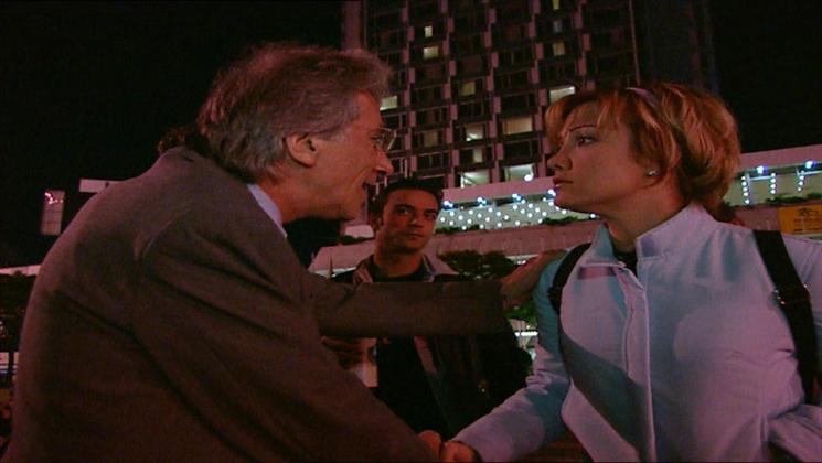 Evdeki Yabancı 36. Bölüm