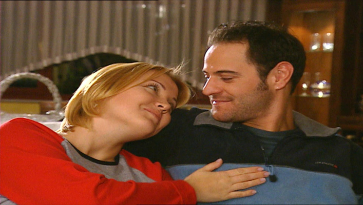 Evdeki Yabancı 51. Bölüm