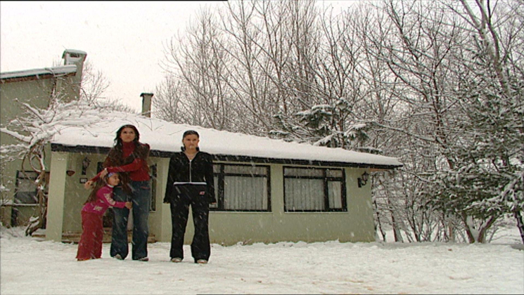 Hırçın Menekşe 11. Bölüm