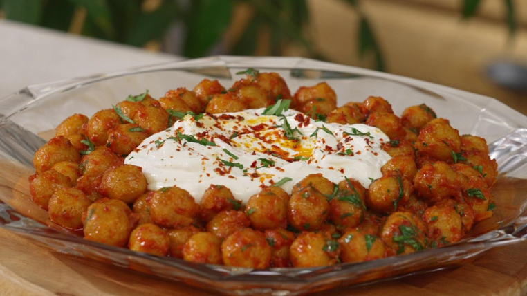 Yoğurtlu Bulgur Köftesi Tarifi - Yoğurtlu Bulgur Köftesi Nasıl Yapılır? - Arda'nın Ramazan Mutfağı