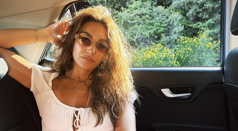 Uzak Şehir'in Afrodit'i Sahra Şaş!
