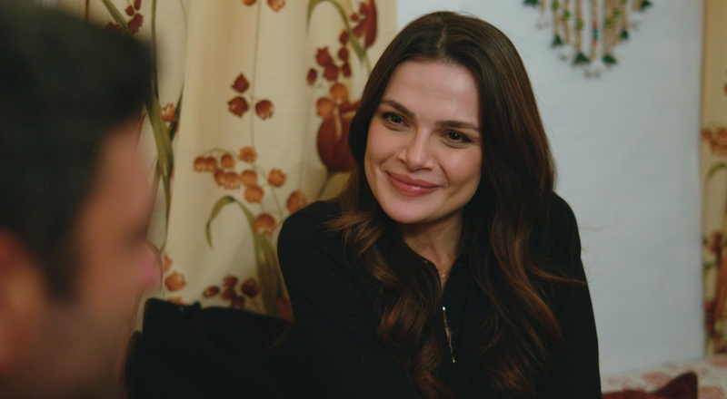 Bir bakışta yaktın beni!