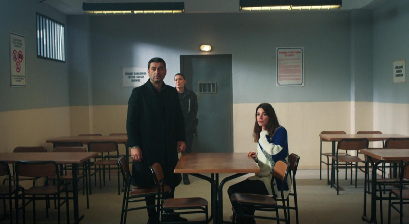 Uzak Şehir'de Meryem fırtınası!