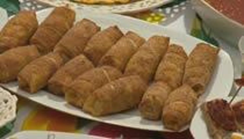 Hindistan Cevizli Kıymalı Börek tarifi