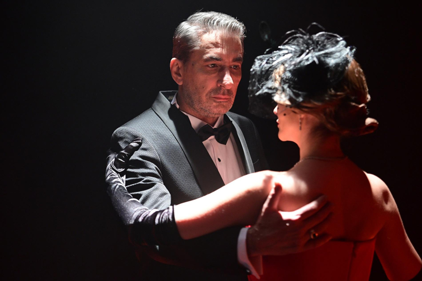 Erkan Petekkaya ve Rojda Demirer’den göz dolduracak tango performansı!