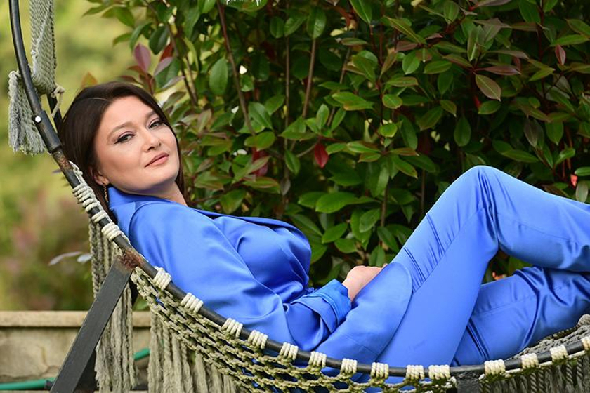 Veda Mektubu’nun Alanur’u Nurgül Yeşilçay’dan yaz pozları!