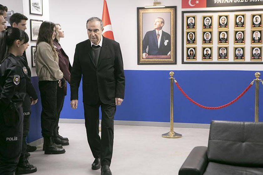 Arka Sokaklar "Sürgün"le ağlatacak!