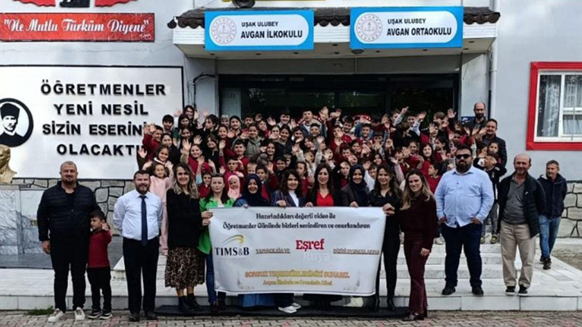 Eşref Rüya'nın yıldızları öğretmenleri unutmadı!