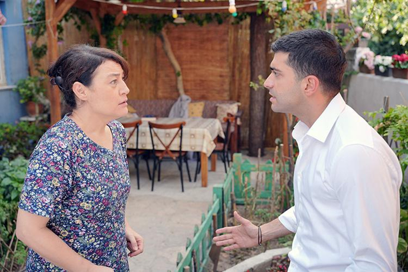 Ekranın Nimet'i sahnenin en iyisi!