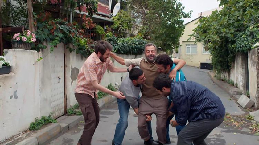 Karlıovalar neşeli günlerindeyken!